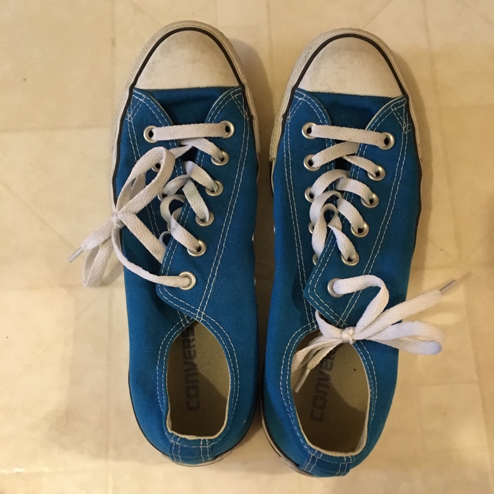 Light Blue converse